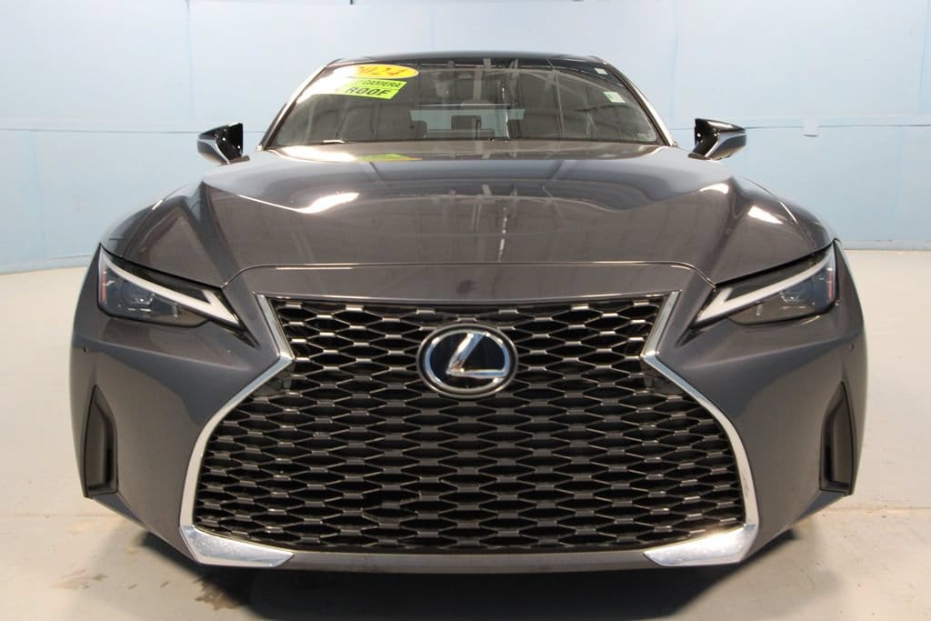 2024 Lexus IS 300 - Photo 27