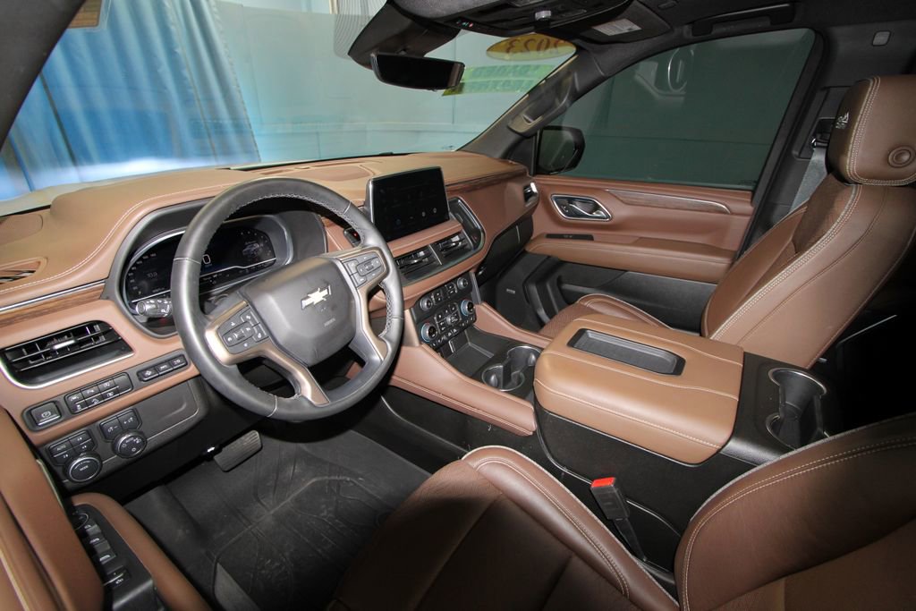 2023 Chevrolet Tahoe High Country photo 2