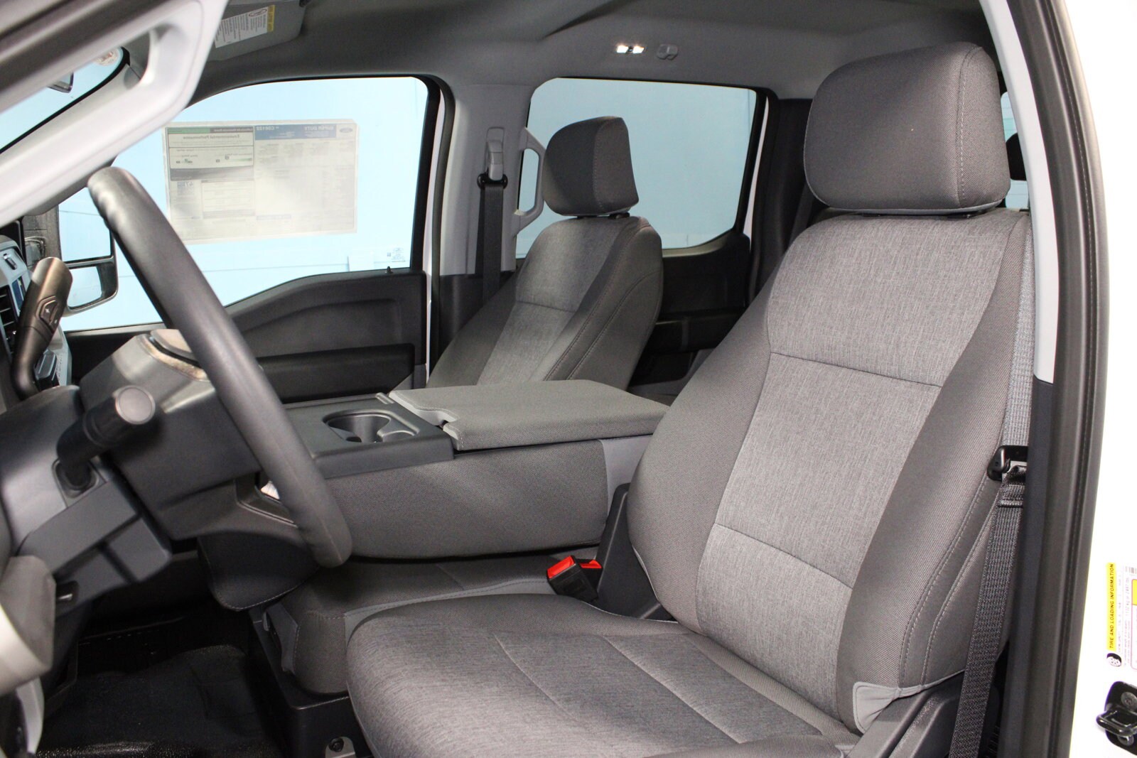 2025 Ford F-250 XL photo 3