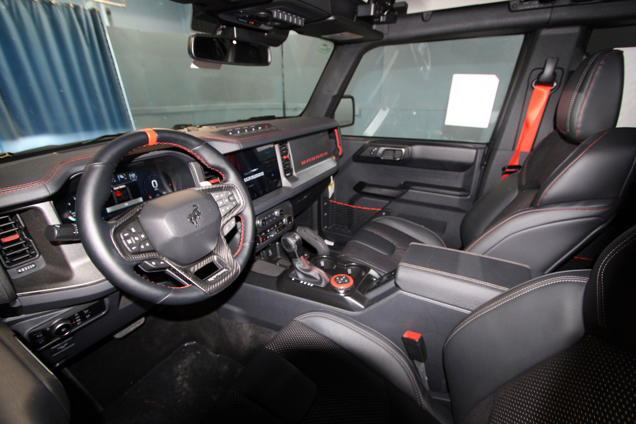 2025 Ford Bronco Raptor photo 2