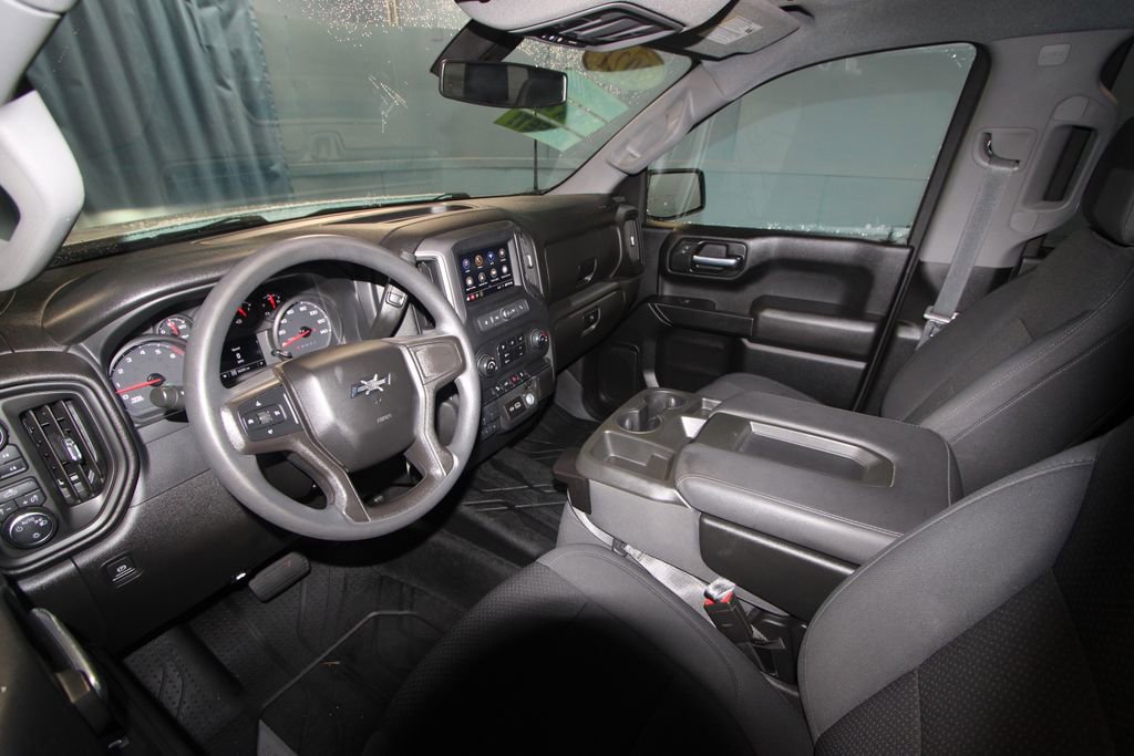 2021 Chevrolet Silverado 1500 Custom Trail Boss photo 2