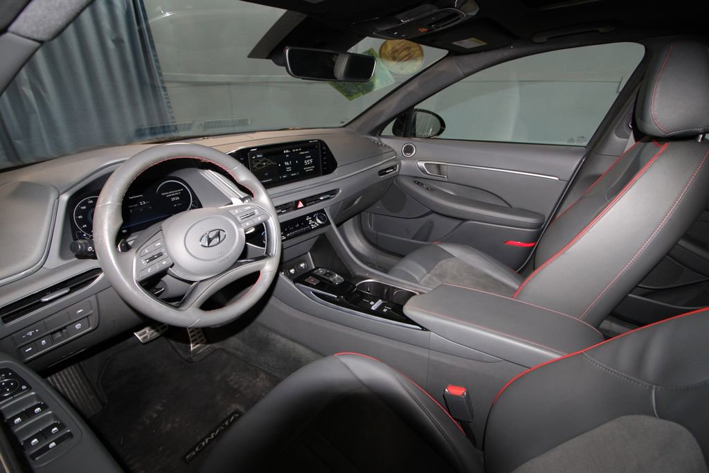 2020 Hyundai Sonata SEL Plus photo 2