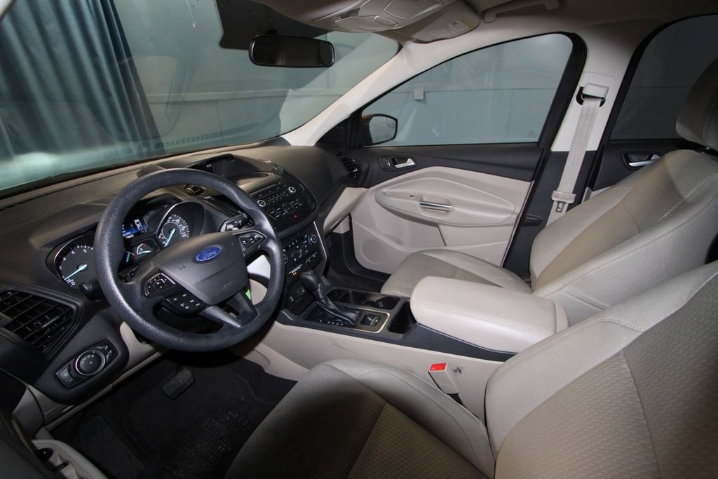 Used 2017 Ford Escape SE SUV