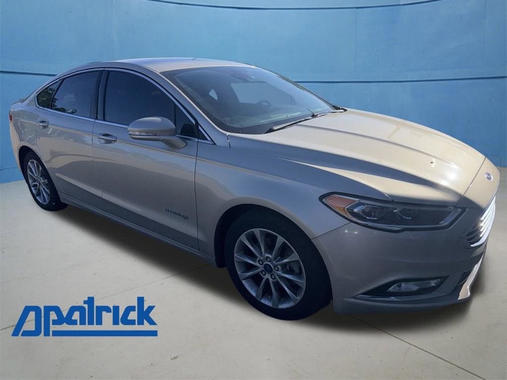 2017 Ford Fusion SE's photo