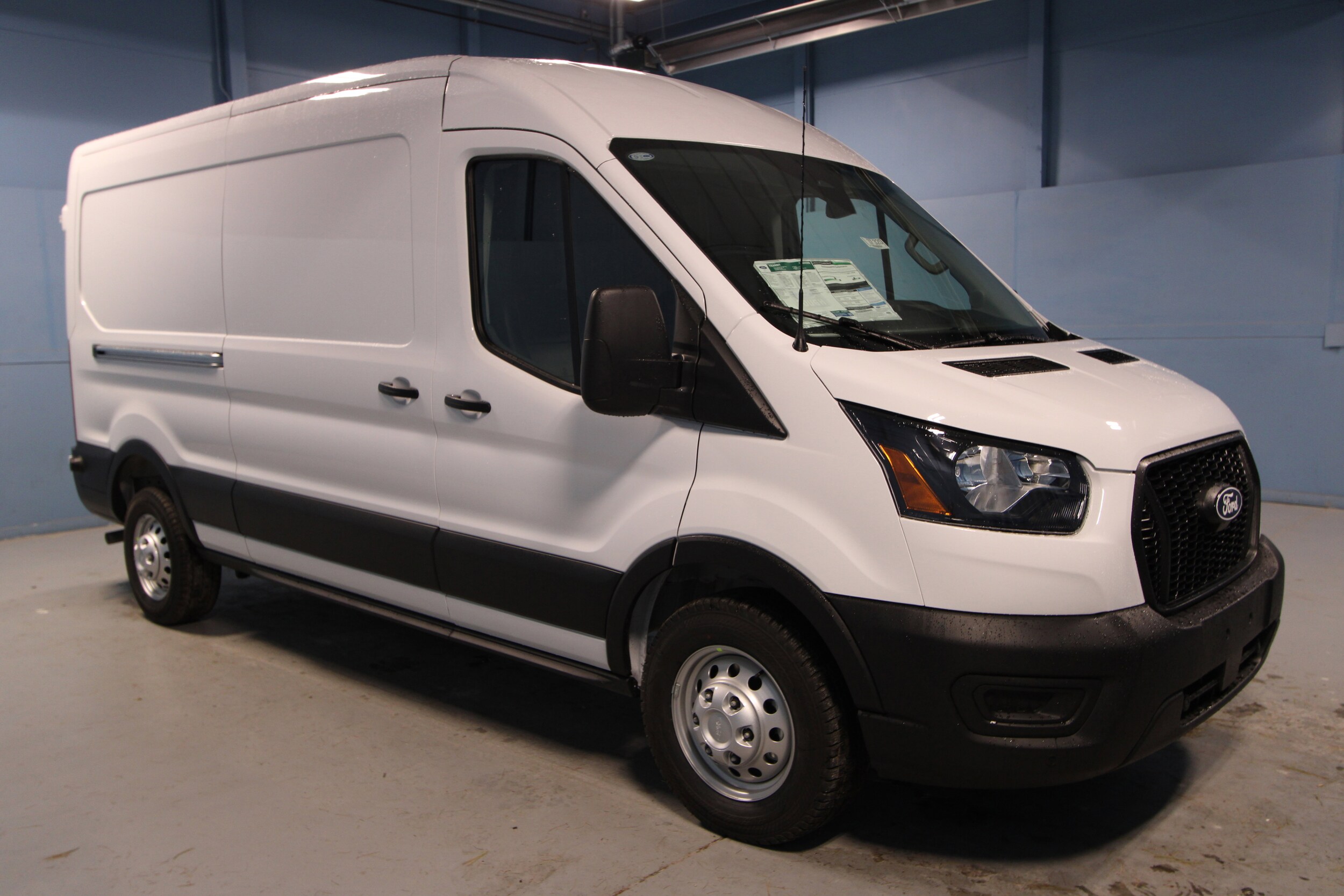 2026 Ford Transit photo 2