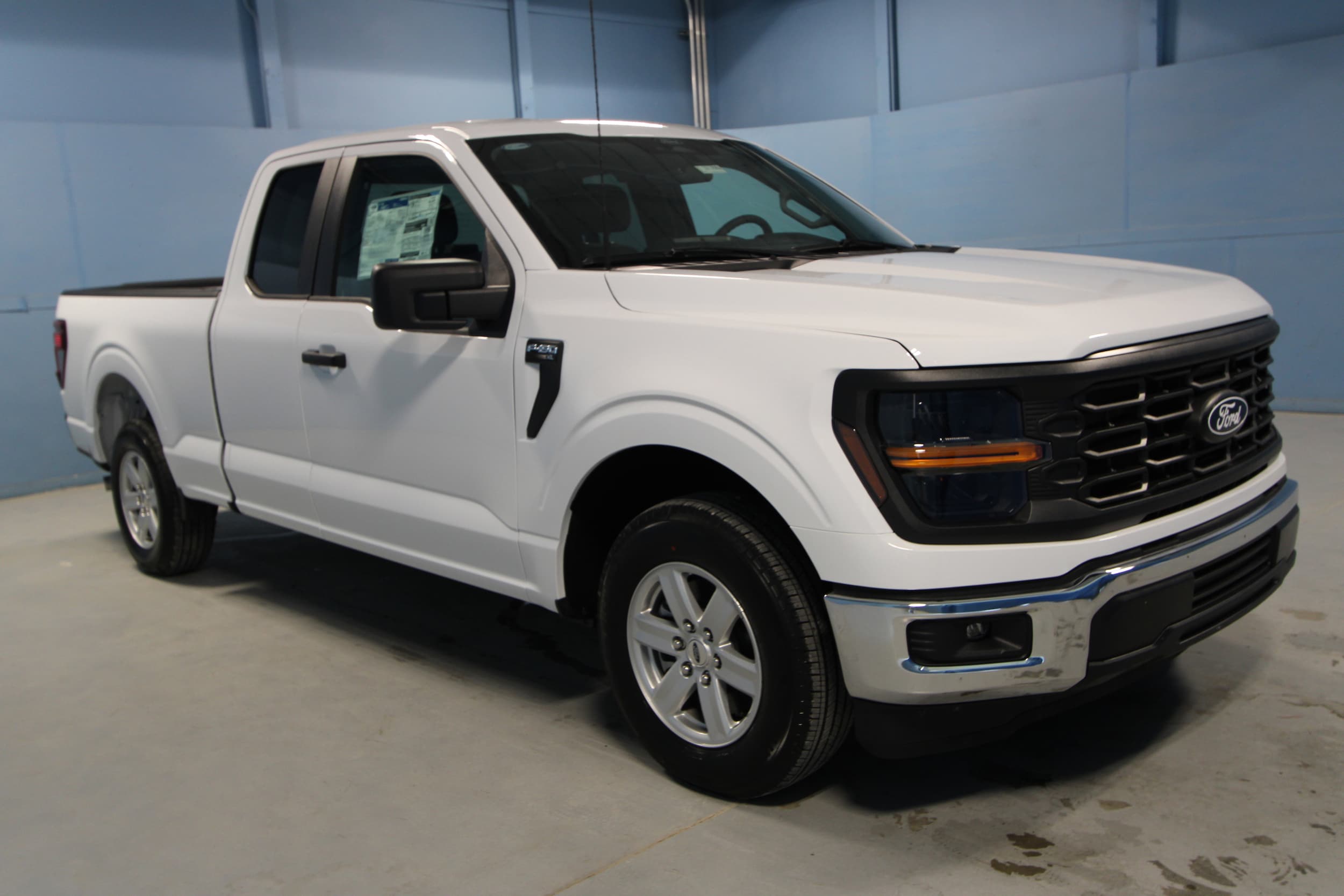 2026 Ford F-150 XL SuperCab 6-1/2 Box's photo