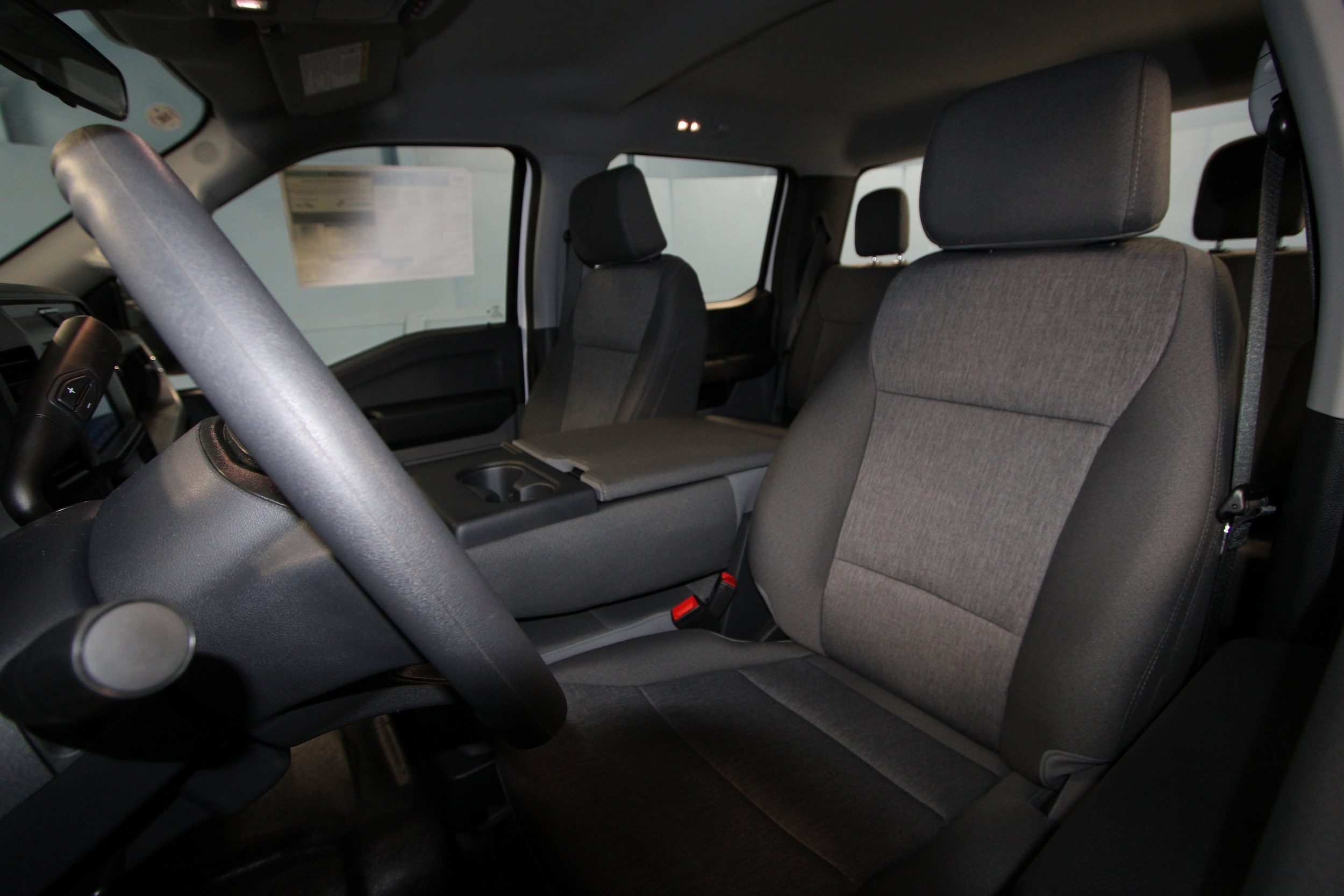 2025 Ford F-250 XL photo 3