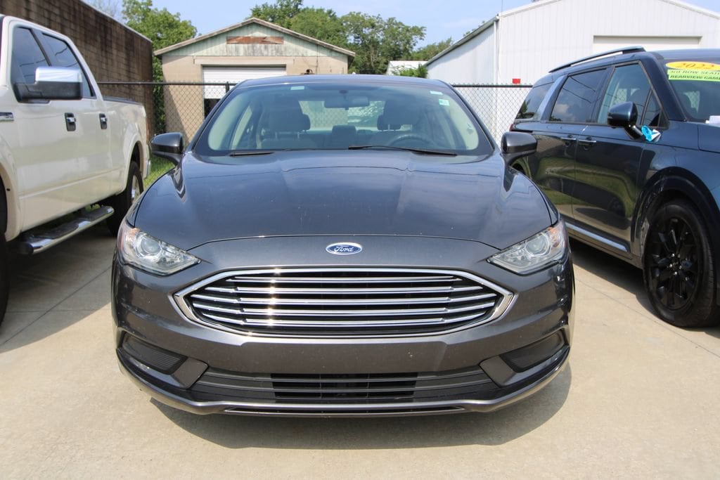 Used 2018 Ford Fusion Hybrid SE with VIN 3FA6P0LU8JR173017 for sale in Evansville, IN