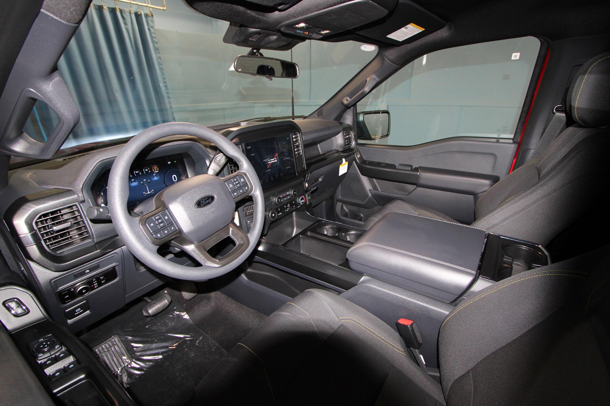 2025 Ford F-150 STX photo 2