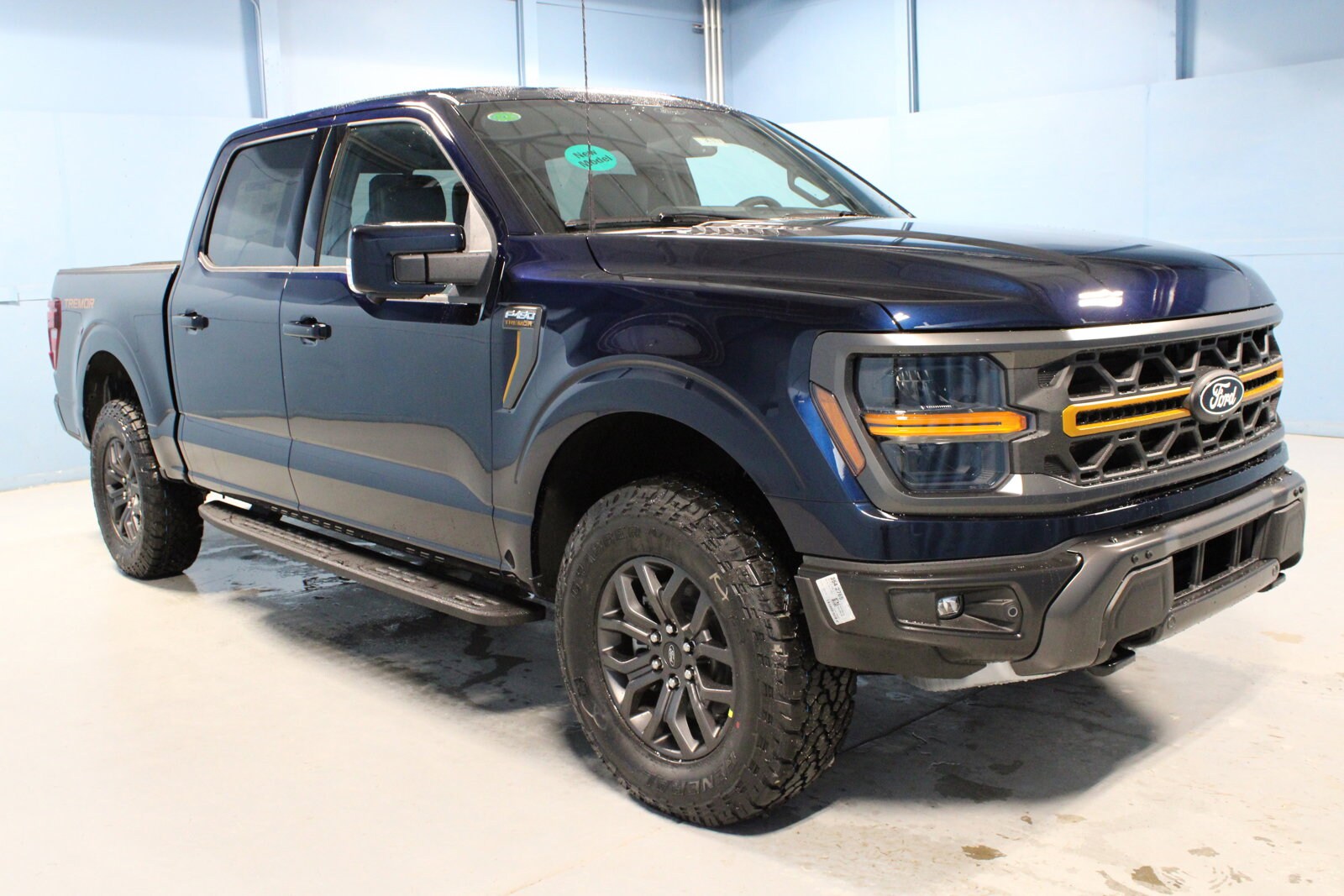 2025 Ford F-150 Tremor photo 2