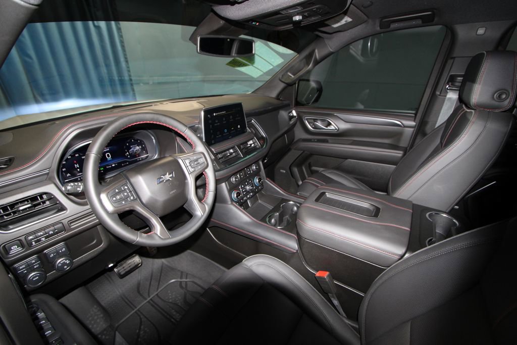 Used 2024 Chevrolet Tahoe RST with VIN 1GNSKRKL2RR203650 for sale in Evansville, IN