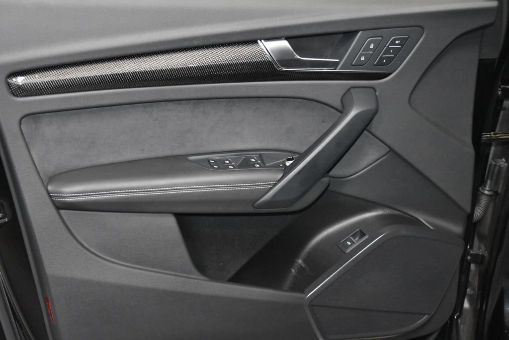 2022 Audi SQ5 Premium Plus photo 3