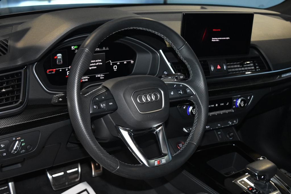 2022 Audi SQ5 Premium Plus photo 2