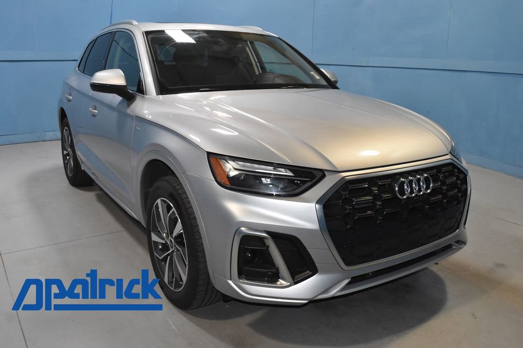 2025 Audi Q5 45 S line Premium Plus photo 2