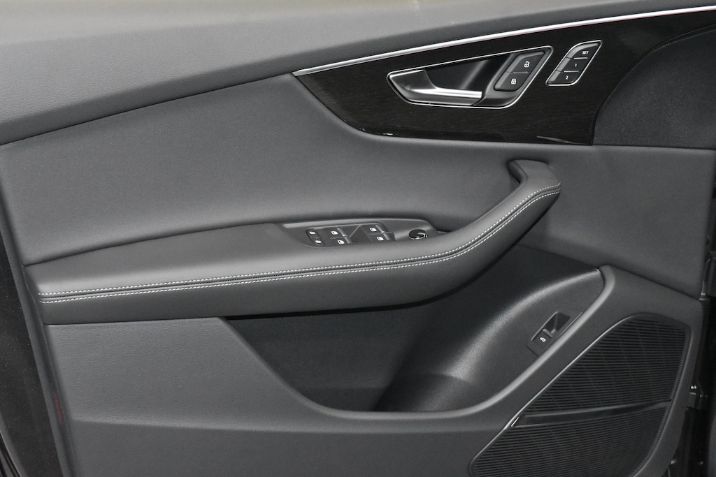 New 2026 Audi Q8 Premium Plus SUV