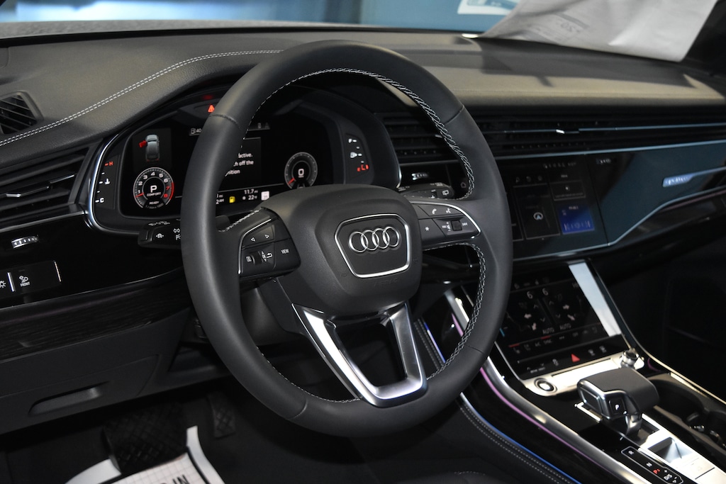 New 2026 Audi Q7 55 Premium SUV