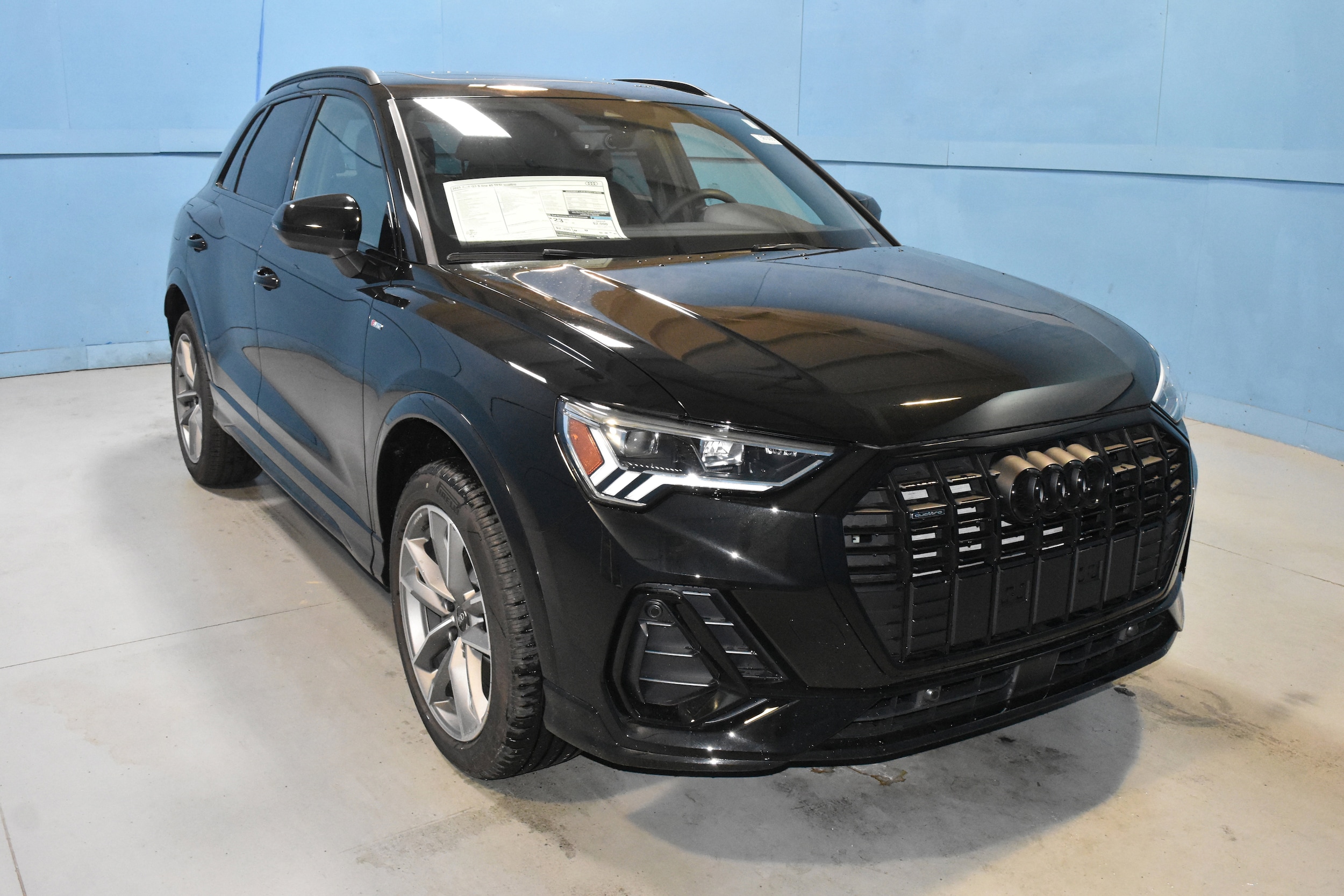 2025 Audi Q3 45 S line Premium