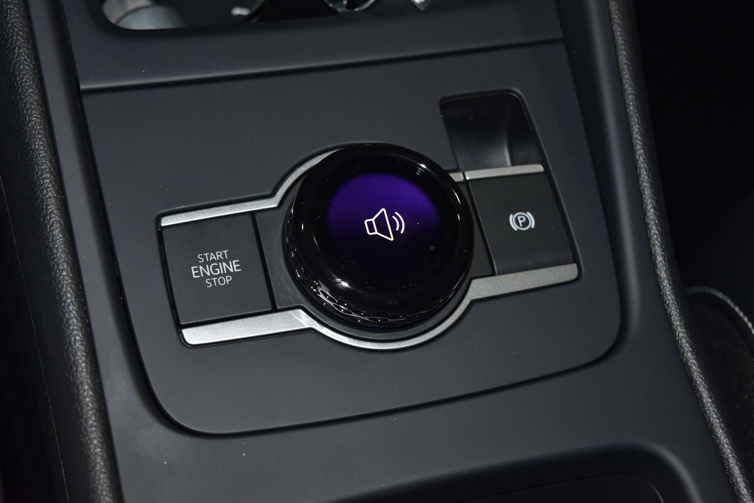 2026 Volkswagen Tiguan SE - Photo 11