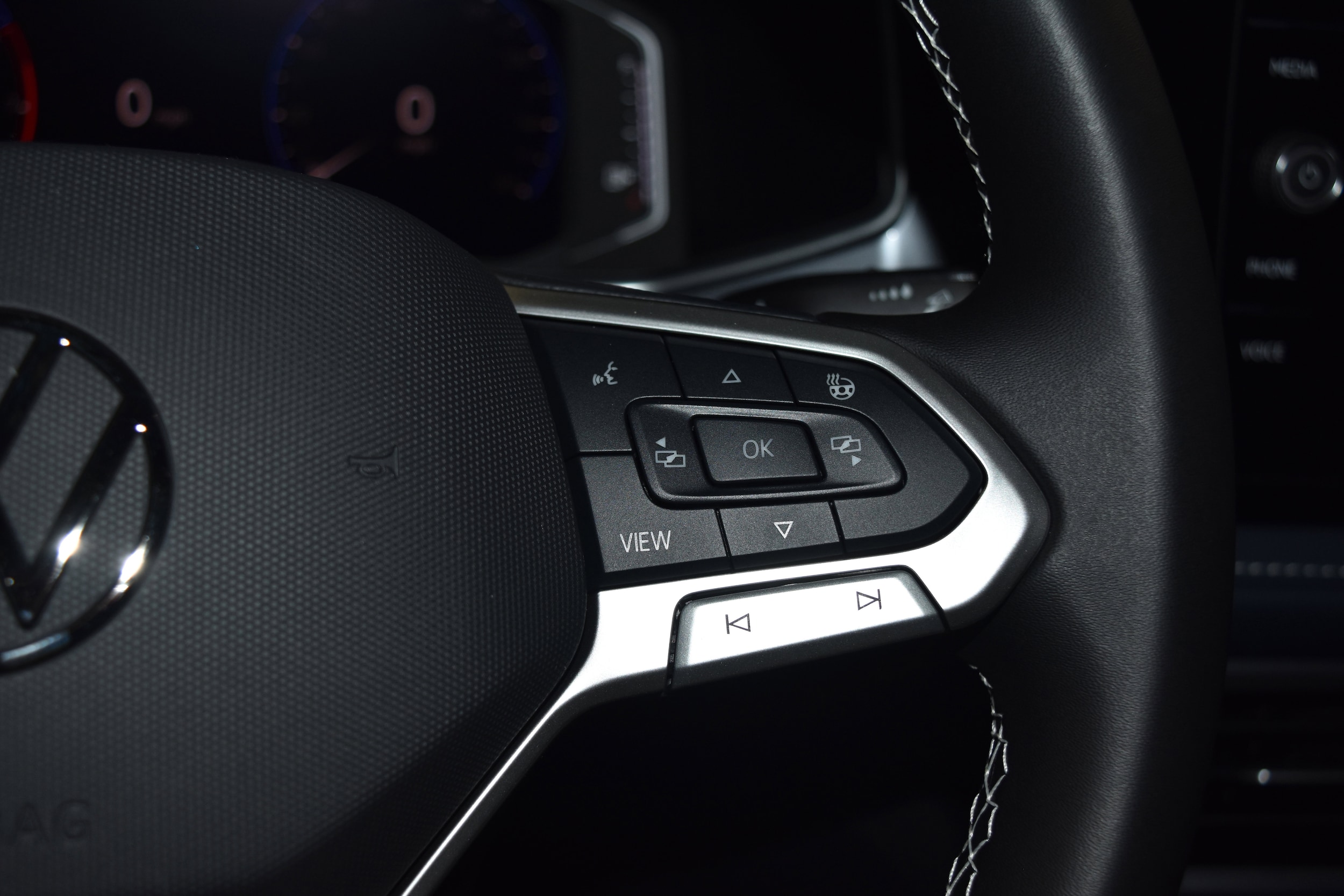 2026 Volkswagen Taos SEL - Photo 7