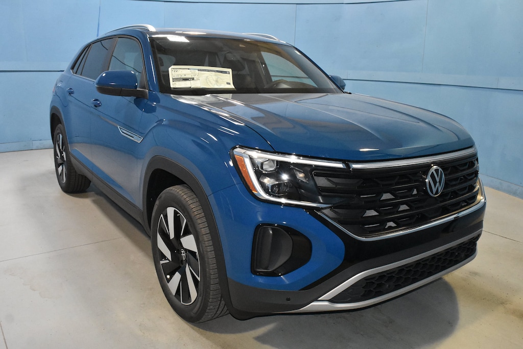 New 2026 Volkswagen Atlas Cross Sport SE w/Technology SUV