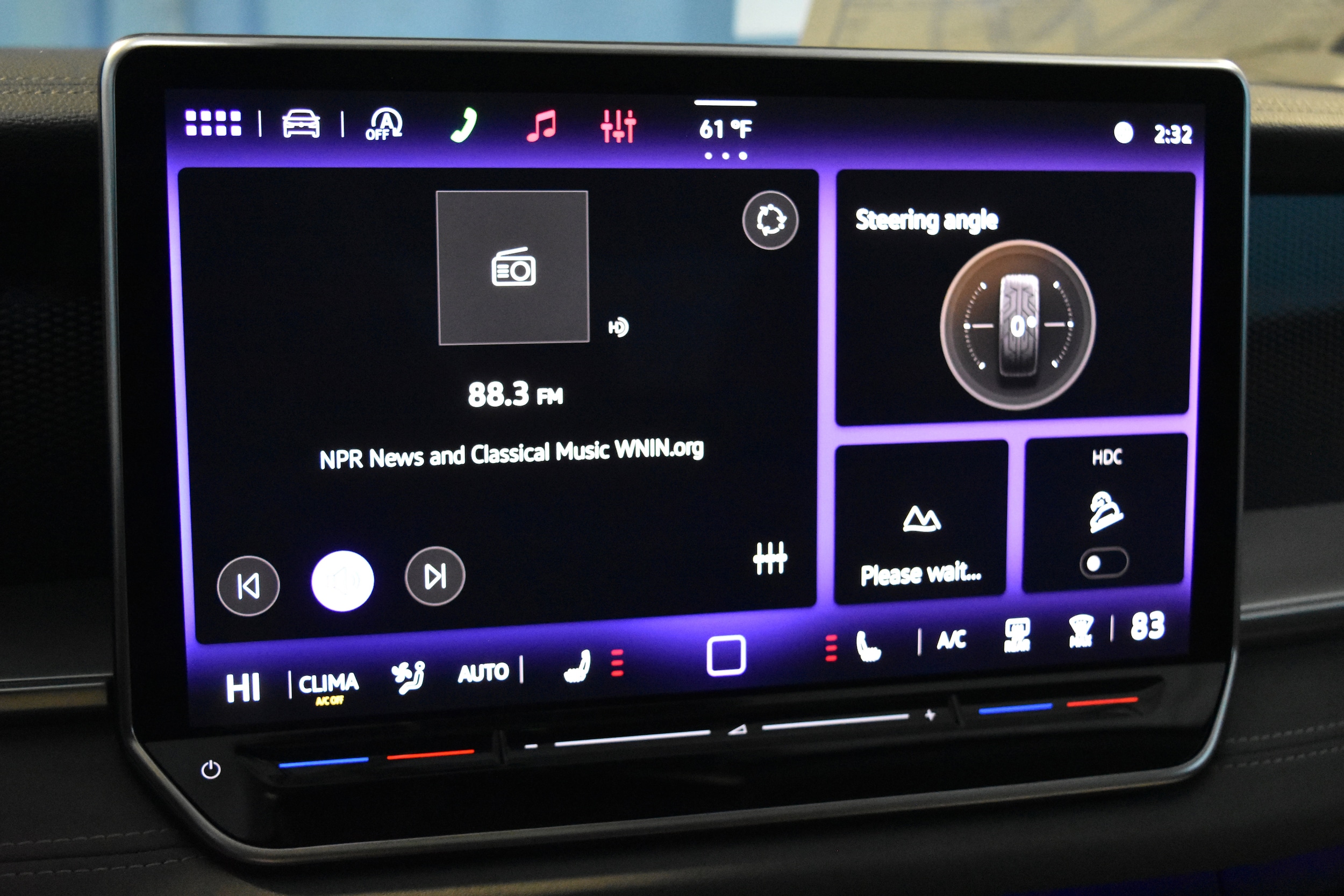 2026 Volkswagen Tiguan SE - Photo 9