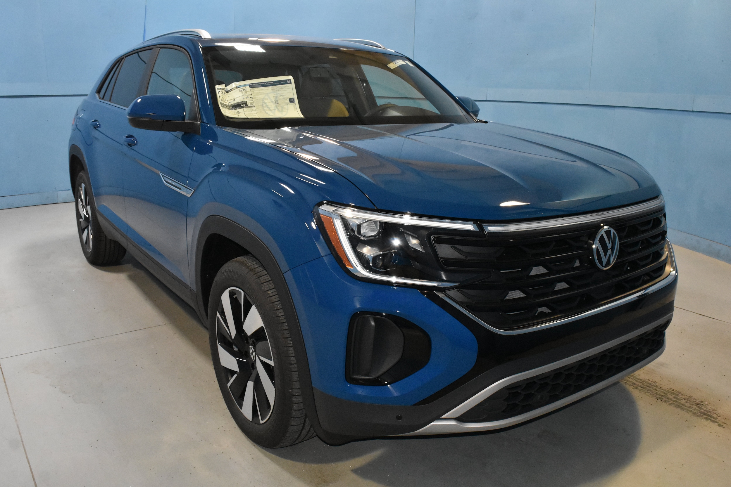2026 Volkswagen Atlas Cross Sport SE w/Tech