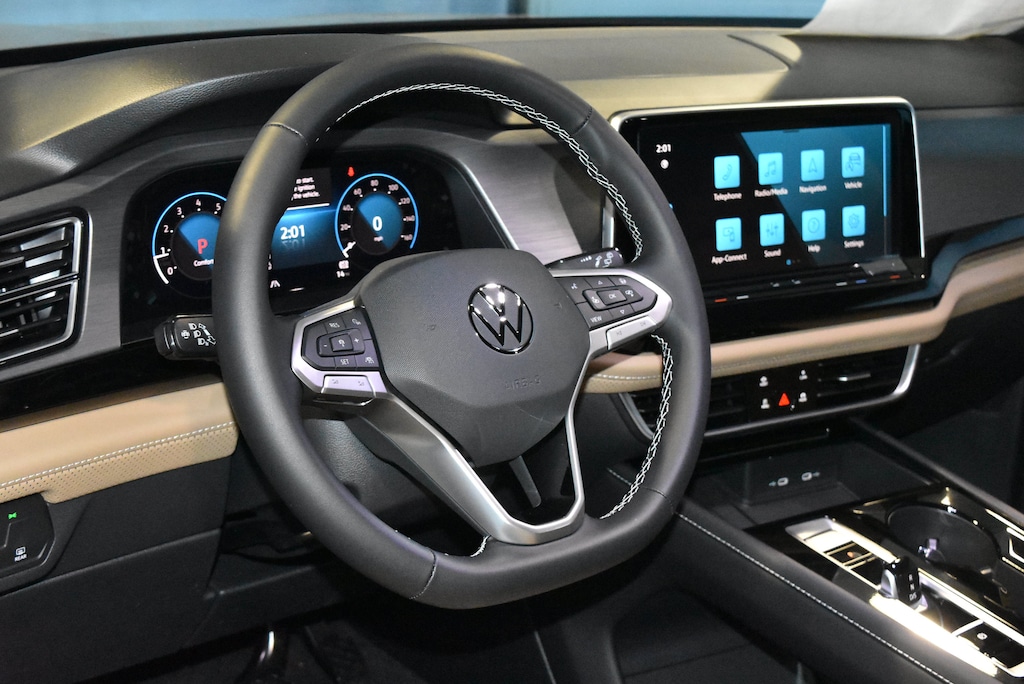 New 2026 Volkswagen Atlas Cross Sport SE w/Technology SUV