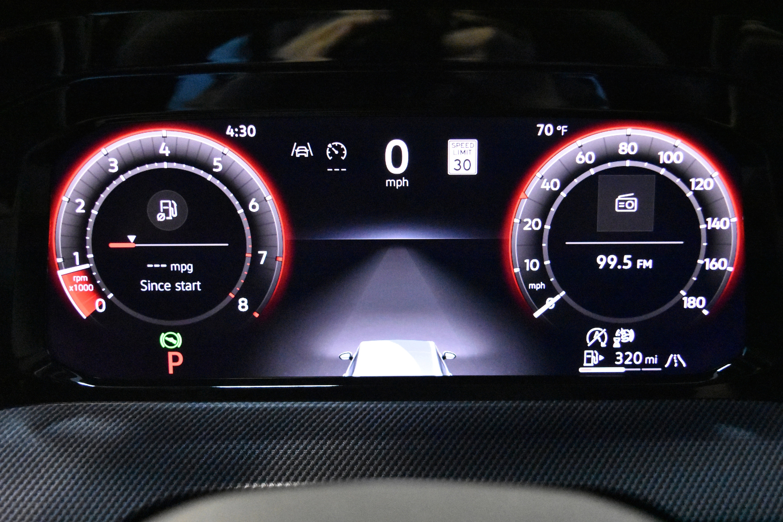 2025 Volkswagen Golf GTI SE - Photo 13