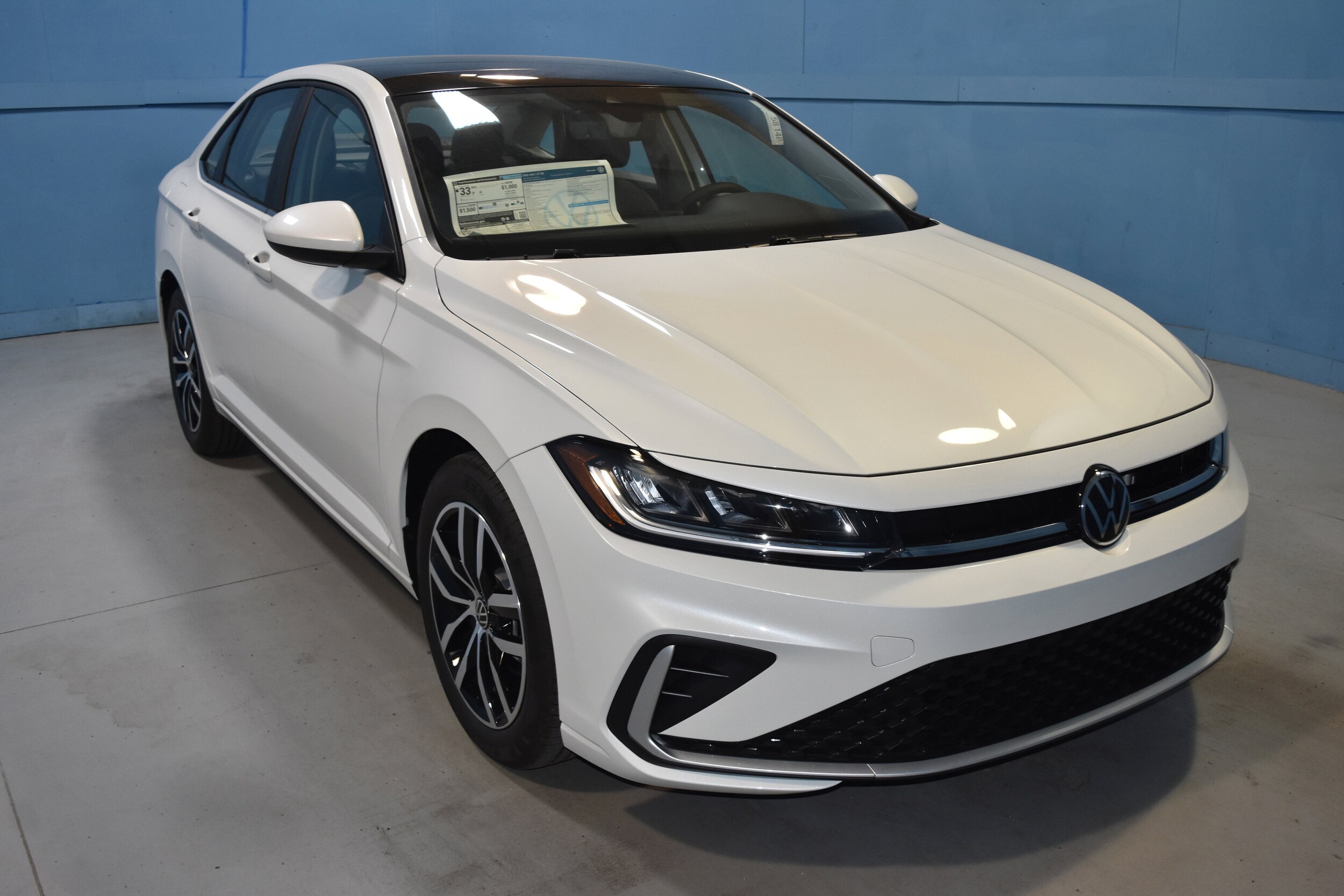 2026 Volkswagen Jetta 1.5T SE photo 2