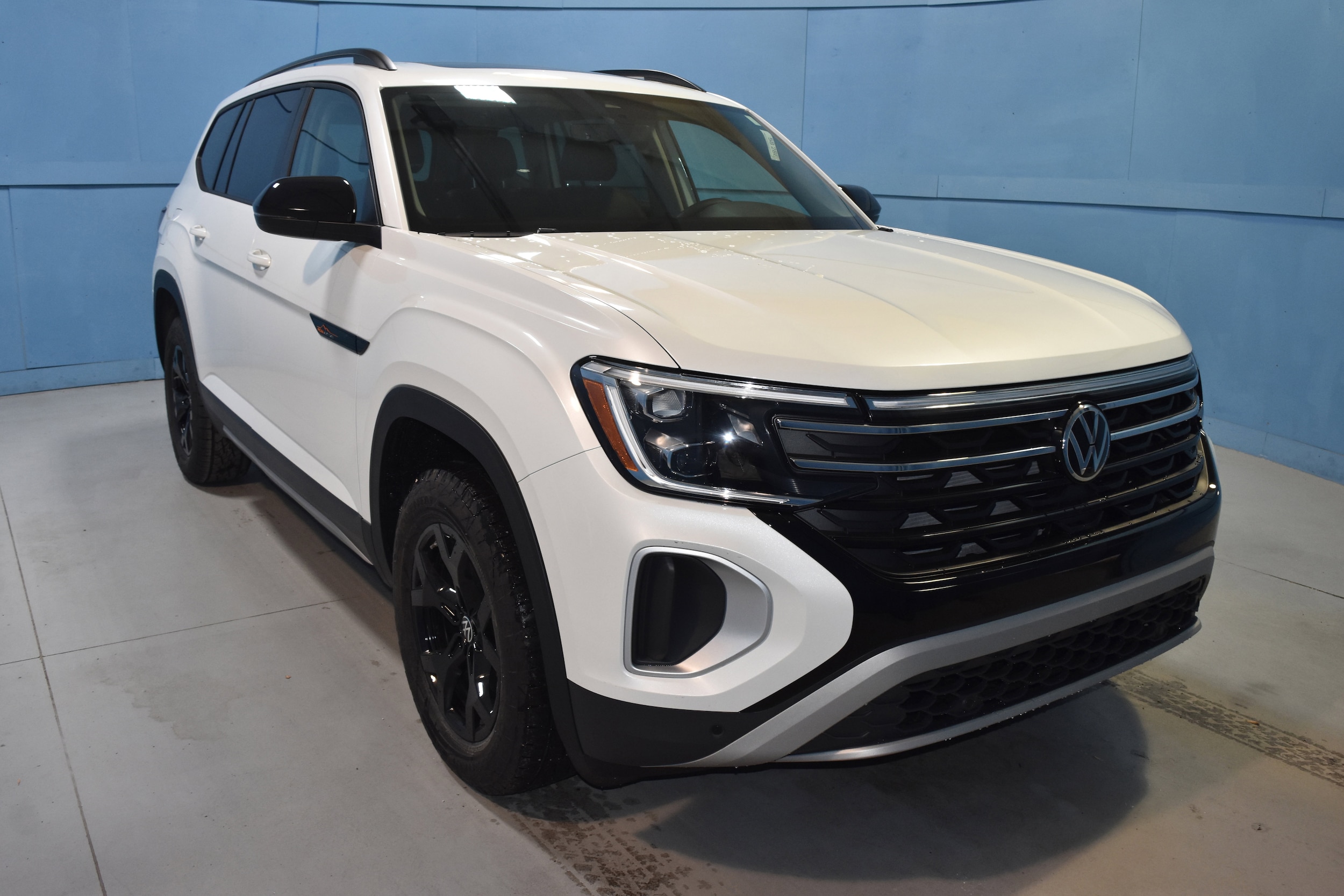 2026 Volkswagen Atlas Atlas Peak Edition's photo