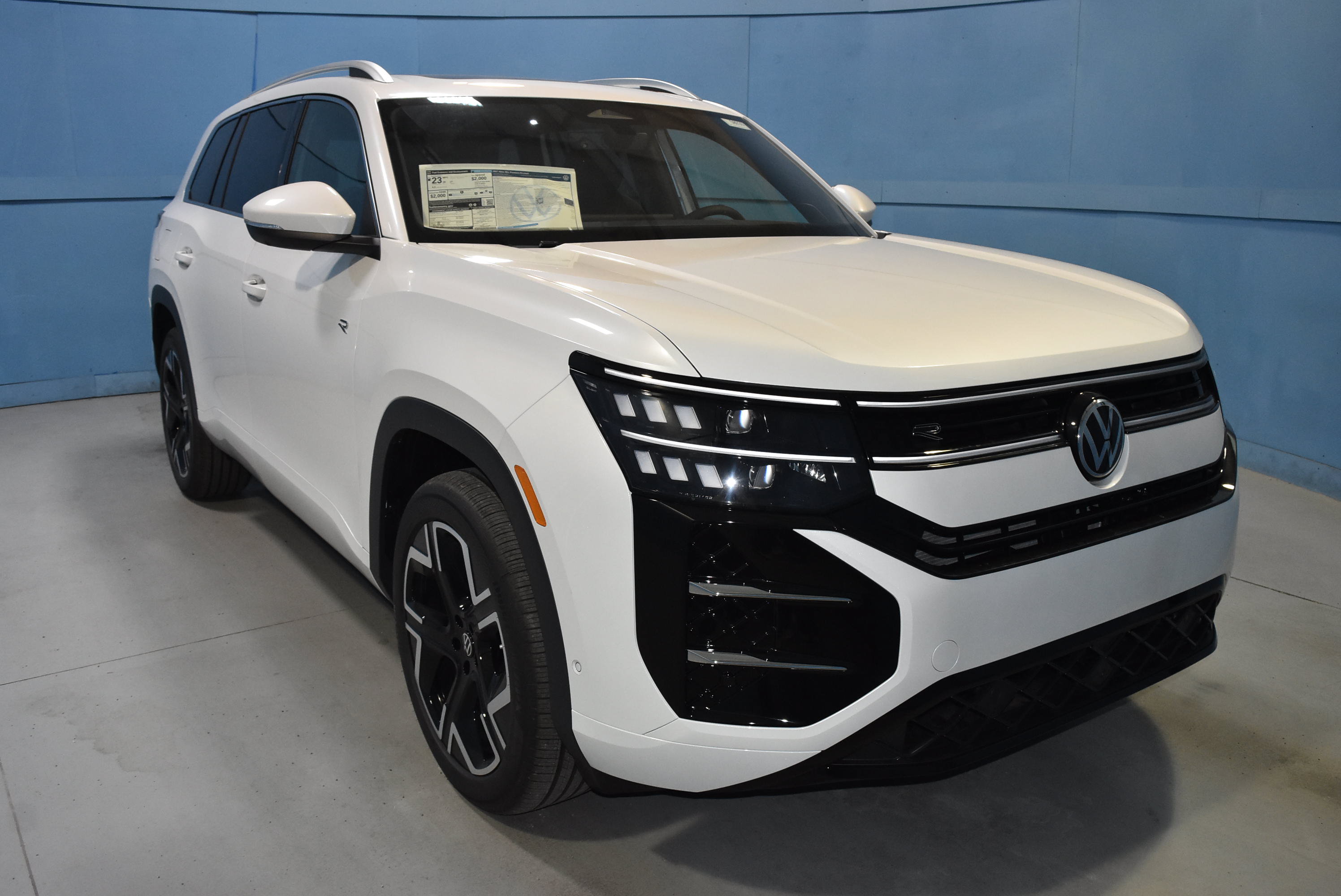 2027 Volkswagen Atlas SEL Premium R-Line SUV