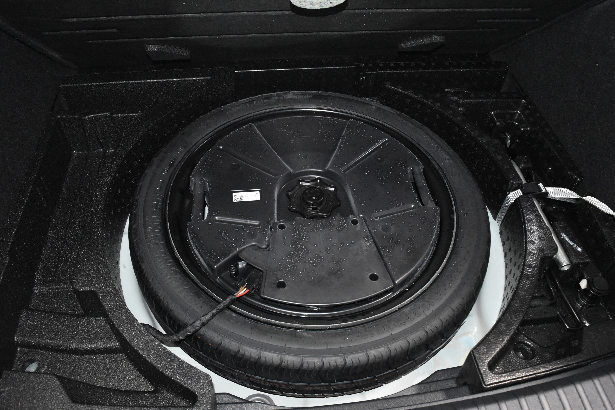 2026 Volkswagen Taos SEL - Photo 26