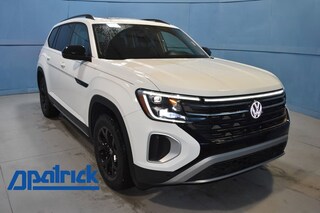 2025 Volkswagen Atlas 2.0T Peak Edition 4D Sport Utility 1V2CR2CA1SC509694
