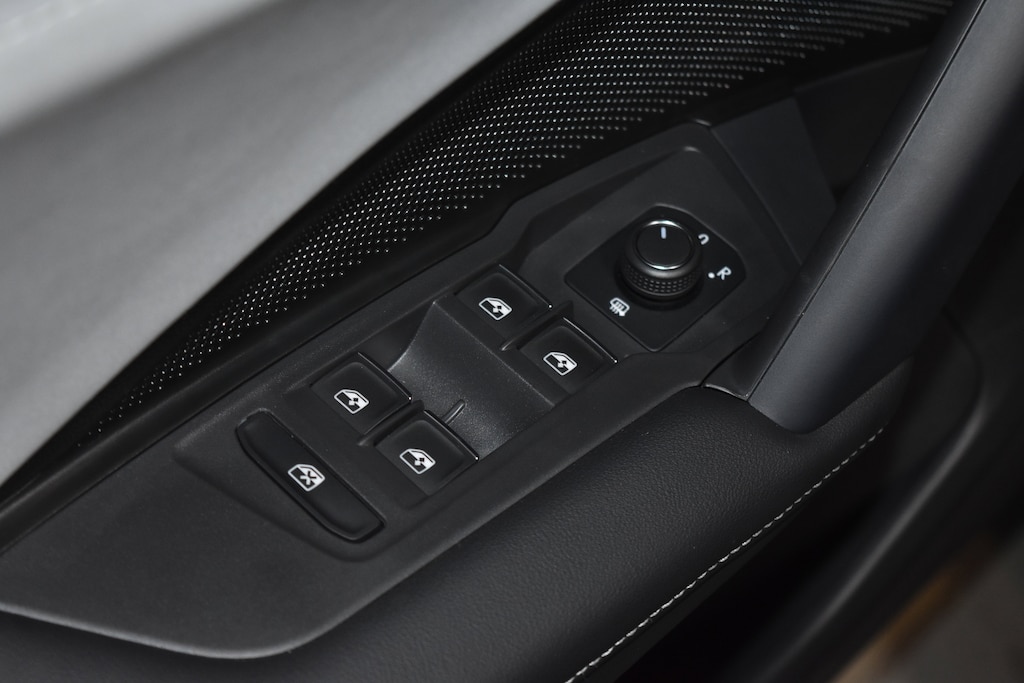 New 2026 Volkswagen Tiguan 2.0T SE R-Line Black SUV