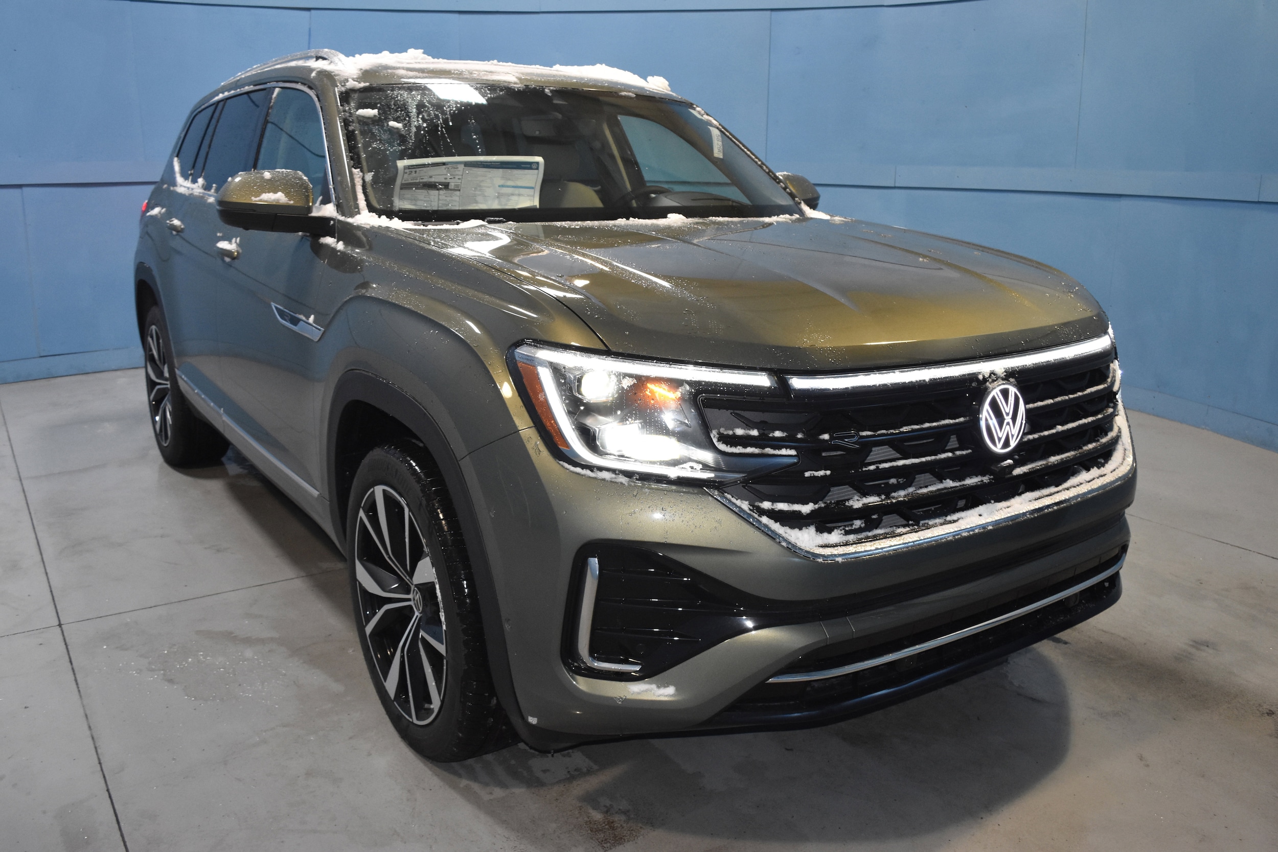 2026 Volkswagen Atlas SEL Premium R-Line's photo