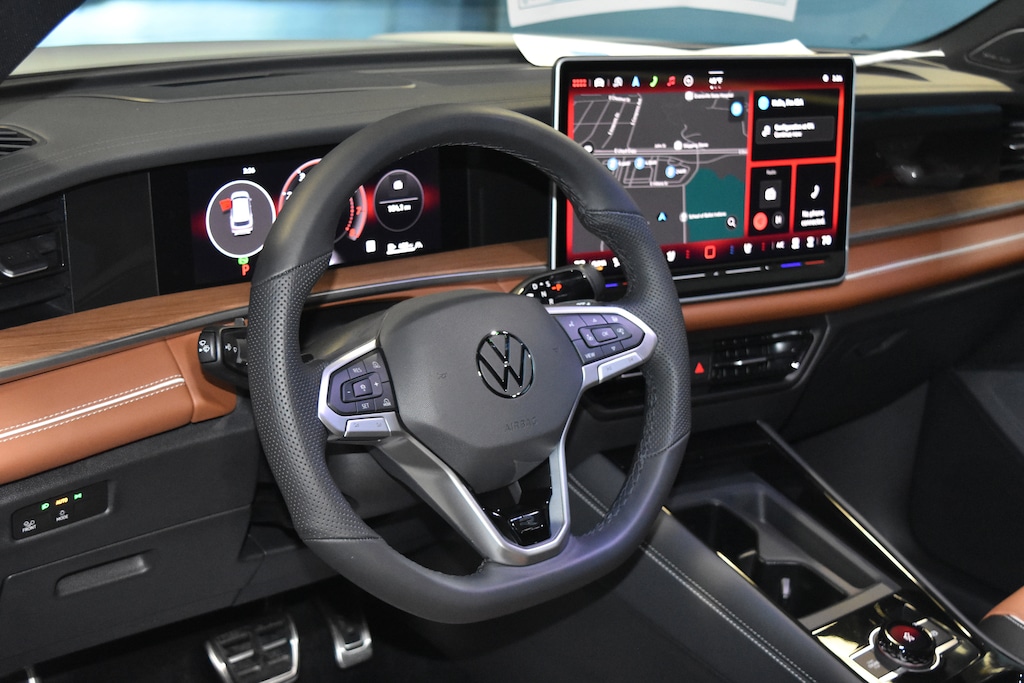 New 2026 Volkswagen Tiguan 2.0T SEL R-Line Turbo SUV