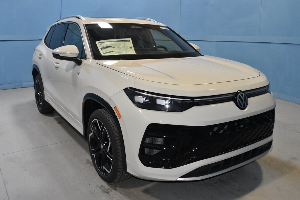 New 2026 Volkswagen Tiguan SEL R-Line Turbo SUV