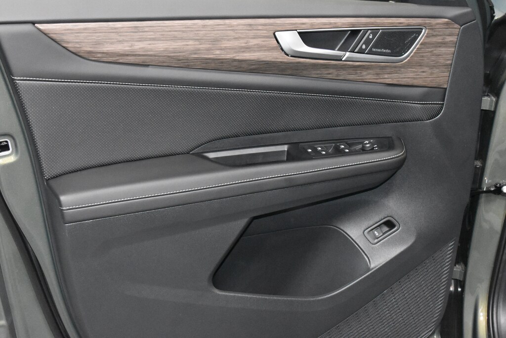 New 2026 Volkswagen Atlas 2.0T SEL Premium R-Line SUV