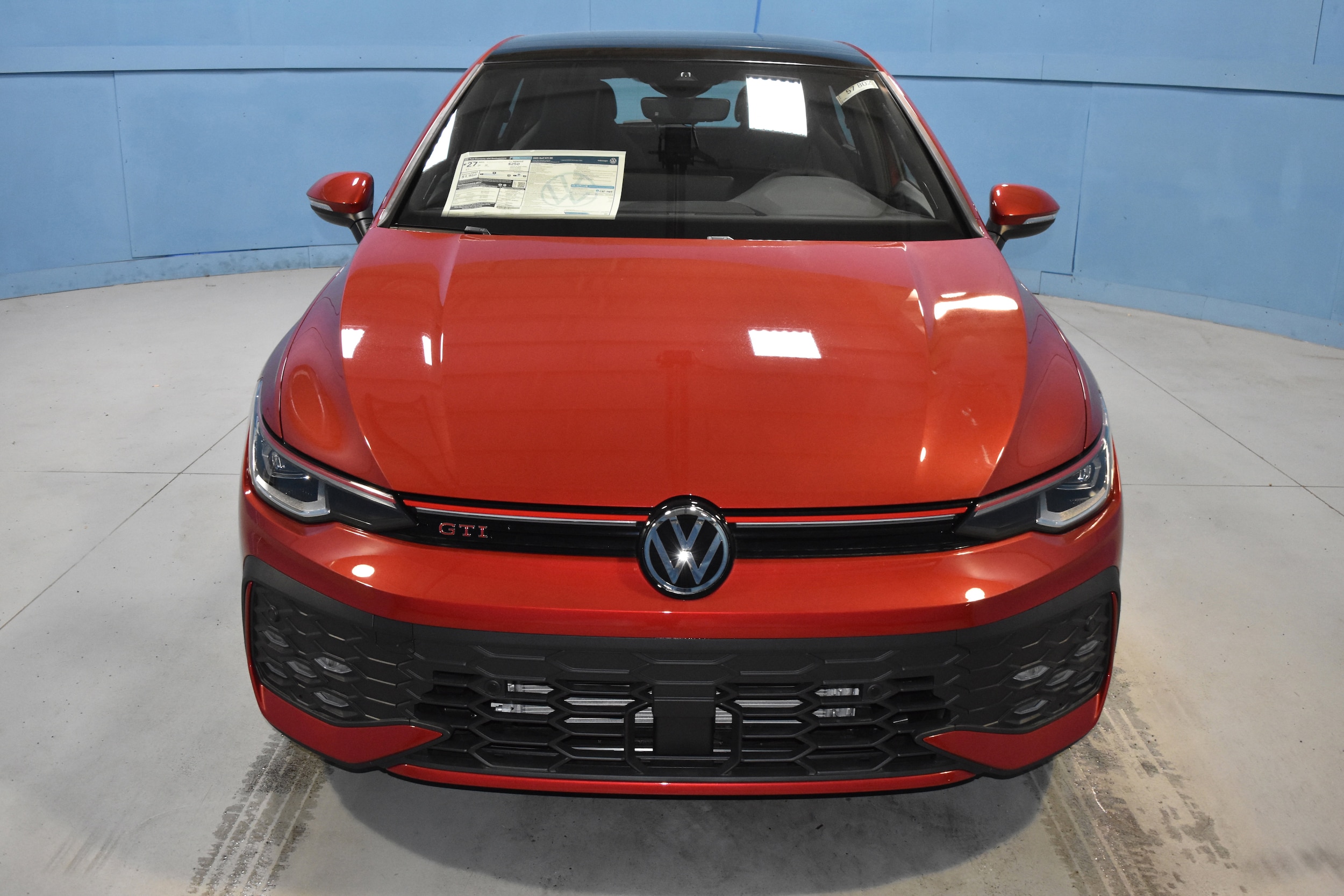 2025 Volkswagen Golf GTI SE - Photo 16