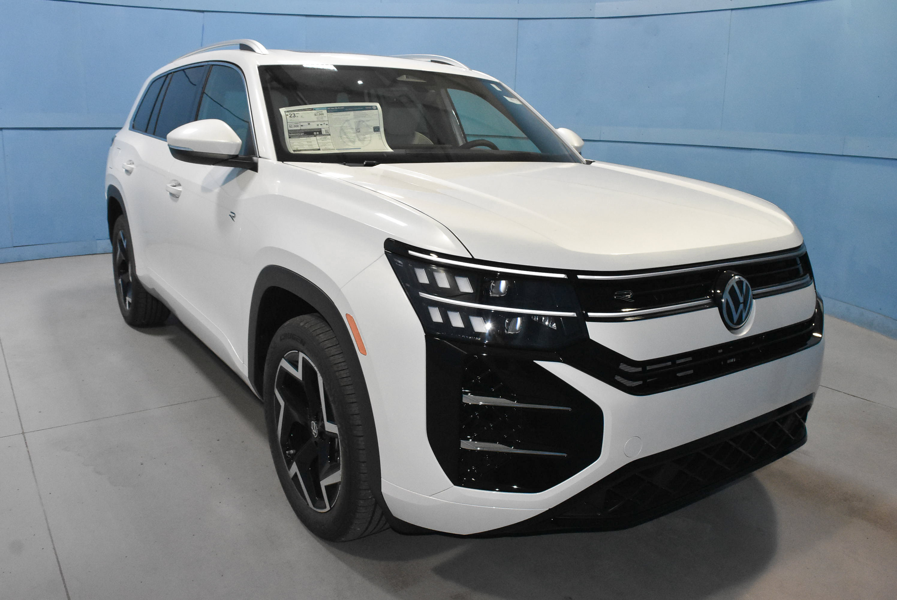 2027 Volkswagen Atlas SEL R-Line SUV
