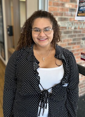 Staff member Shea Simmons from ID_427bf24f12c9