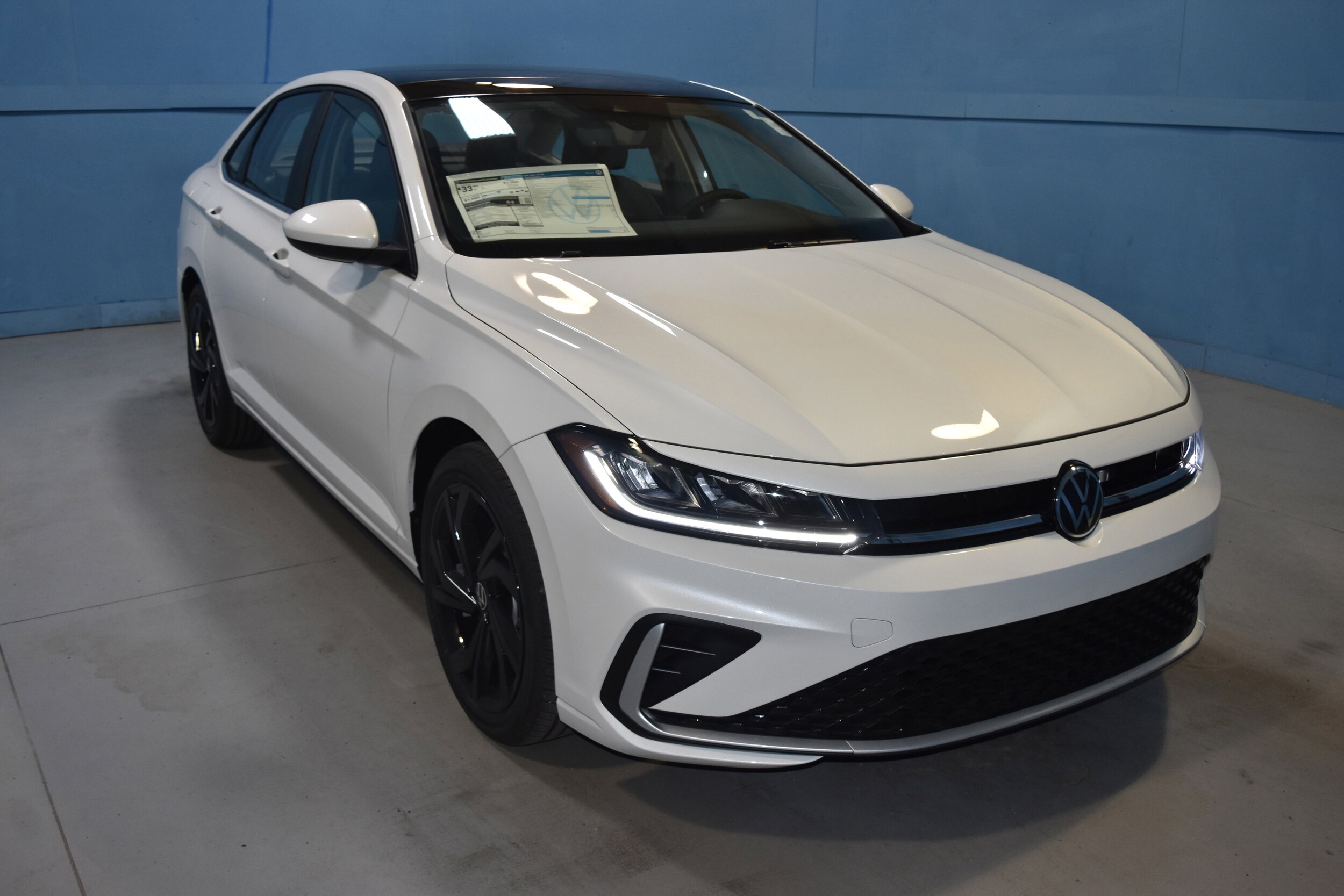 2026 Volkswagen Jetta 1.5T SE photo 2