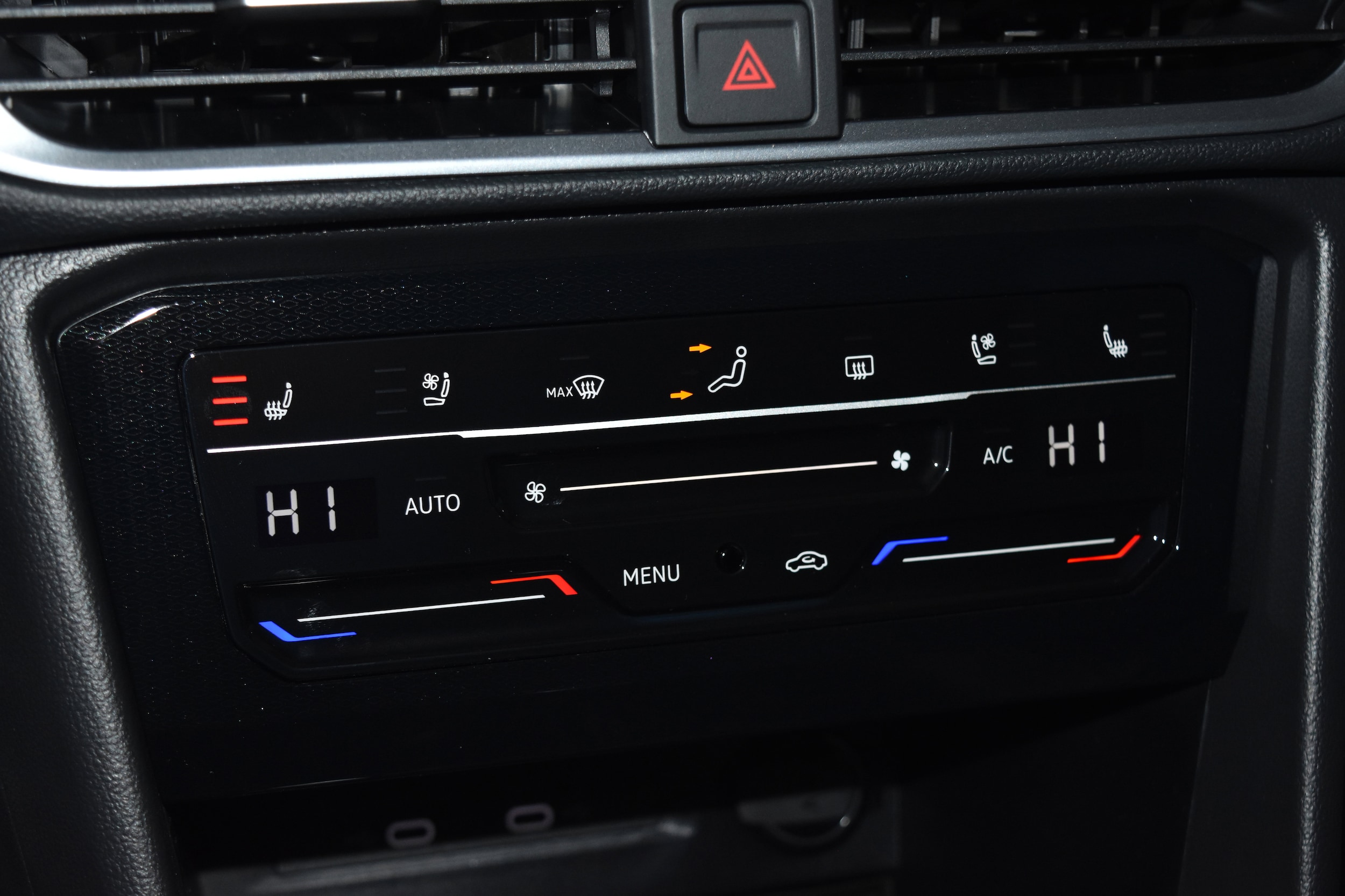 2026 Volkswagen Taos SEL - Photo 10