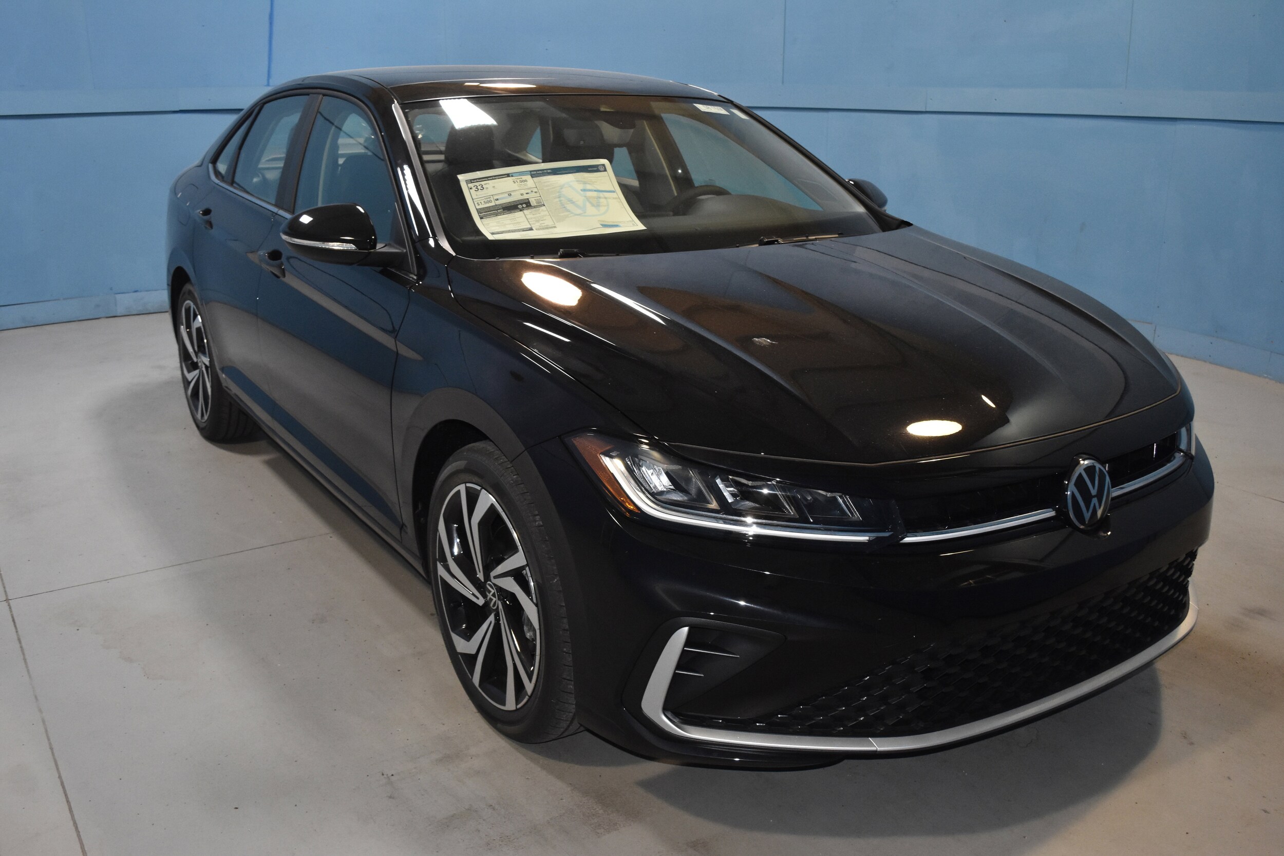 2026 Volkswagen Jetta SEL photo 2