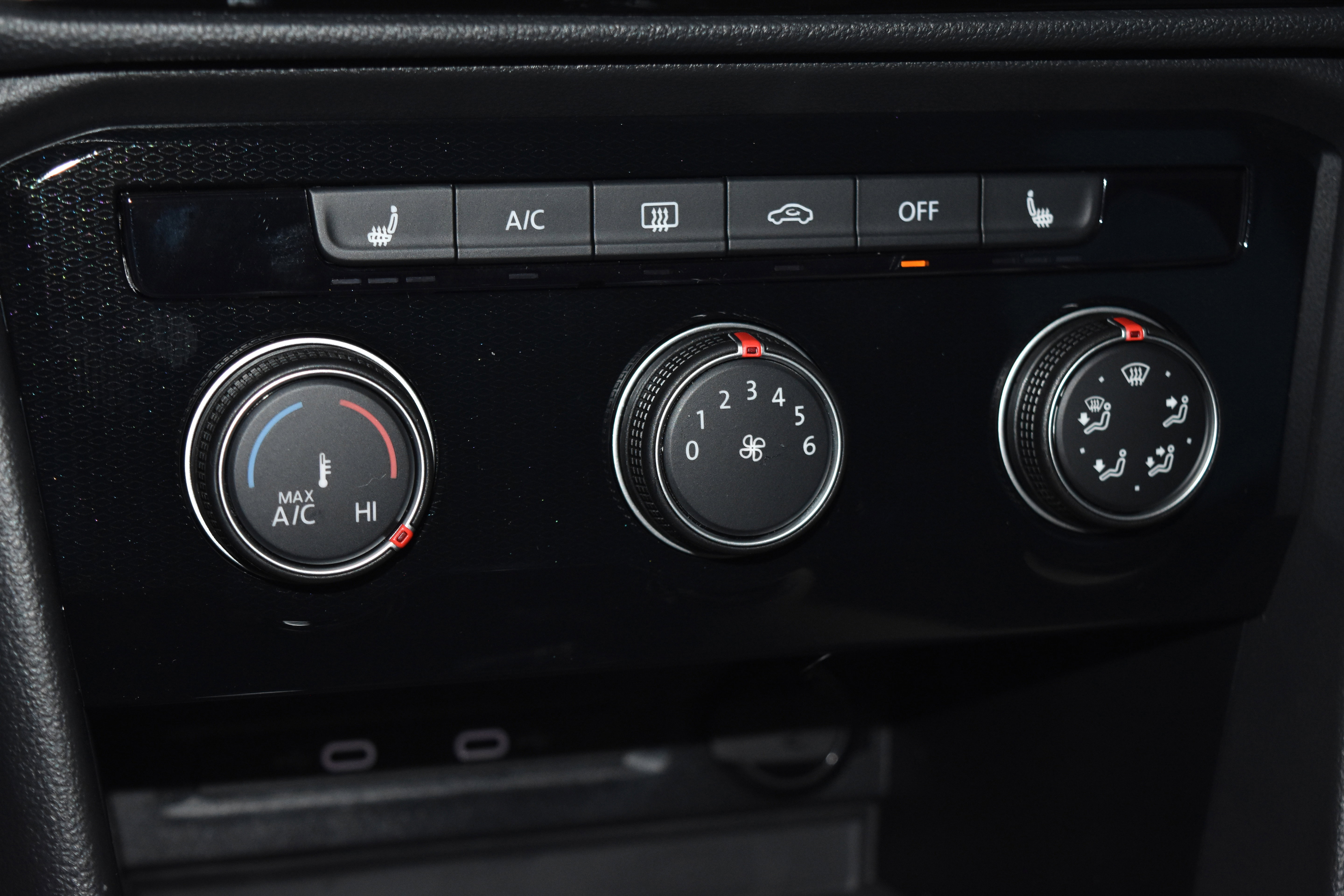 2026 Volkswagen Taos S - Photo 10