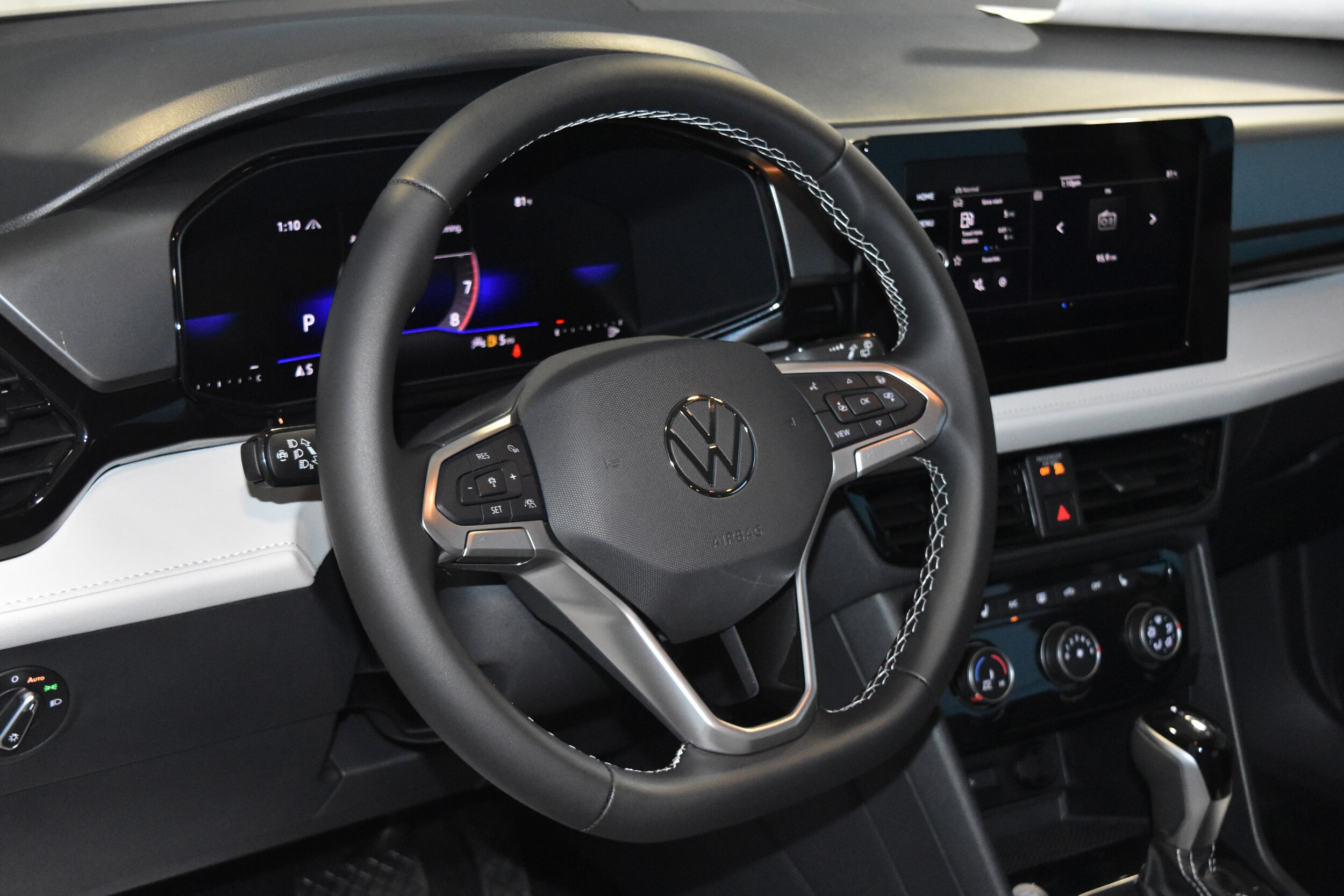 2025 Volkswagen Taos S photo 3