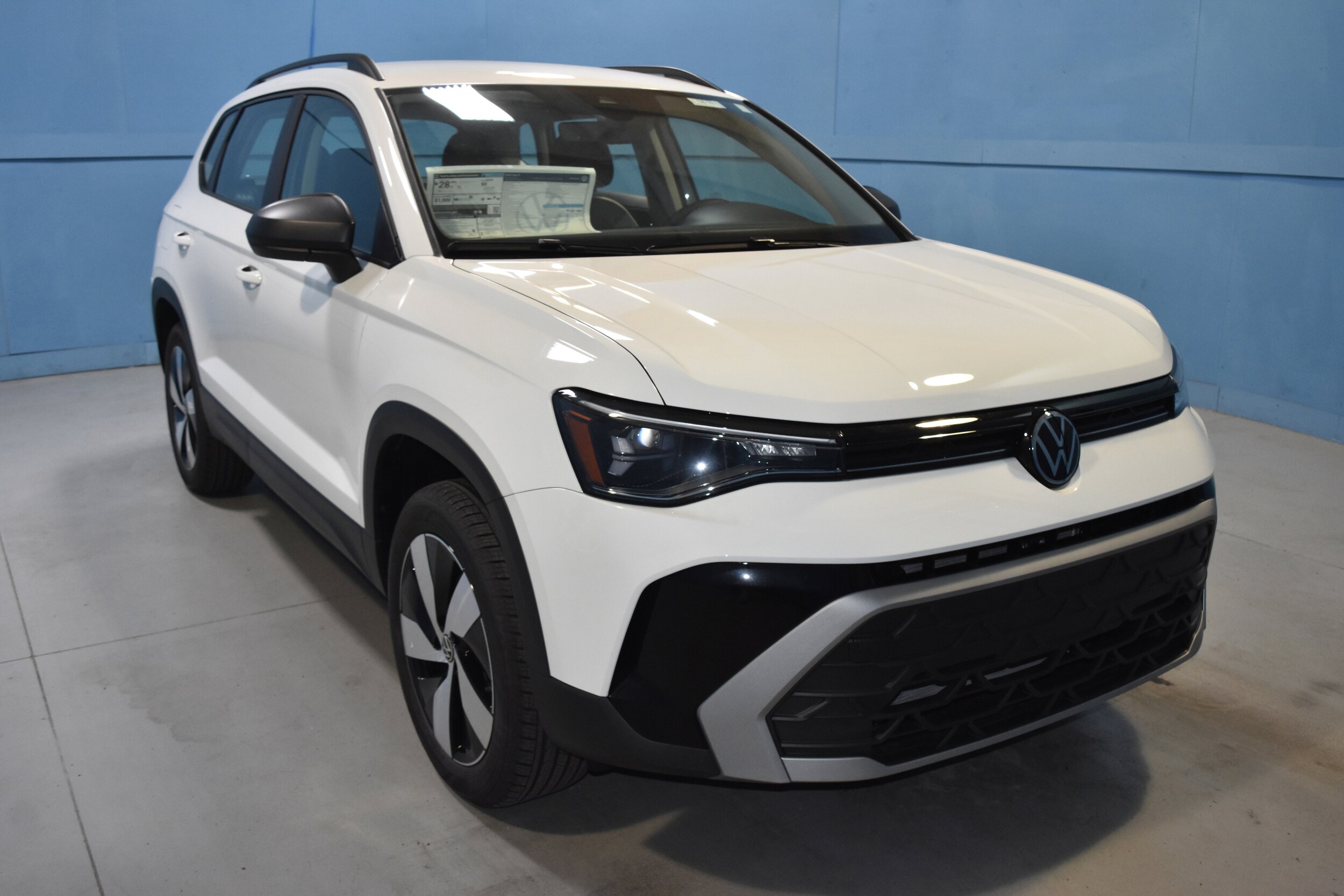 2025 Volkswagen Taos S photo 2