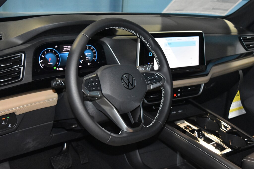 New 2026 Volkswagen Atlas Cross Sport 2.0T SE w/Technology SUV