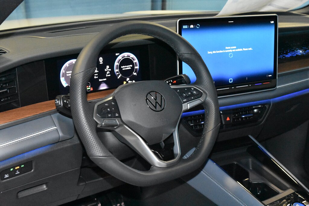 New 2026 Volkswagen Tiguan SEL R-Line Turbo SUV