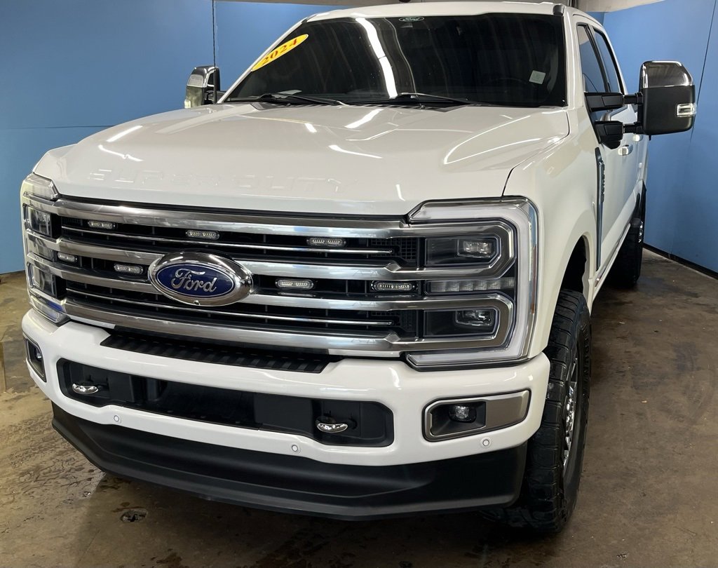 2024 Ford F-250 Limited photo 3